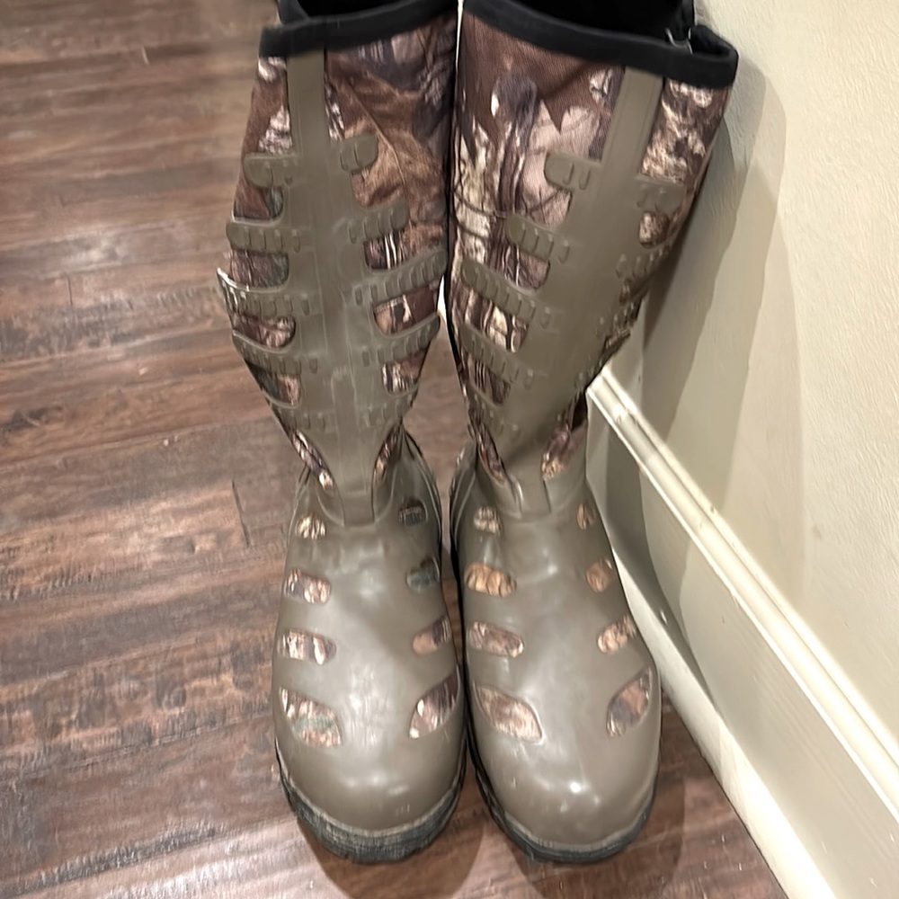 BANDED Gear Boots 17" KNEE BOOT - 1200 GRAM - REALTREE - XTRA Size 10 Men’s